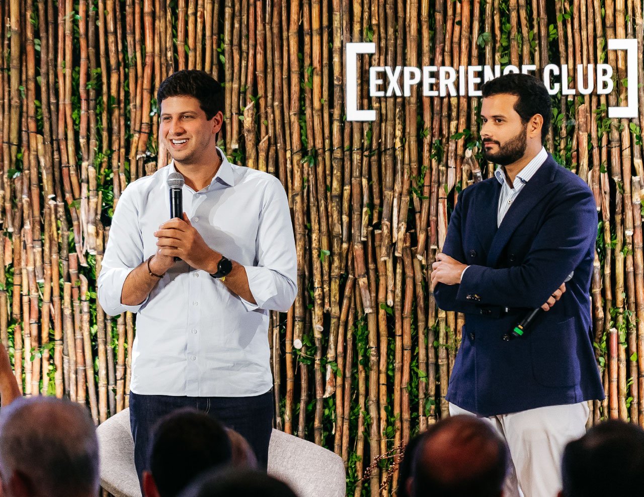 João Campos, prefeito de Recife e André Farias, CEO do Experience Club Nordeste