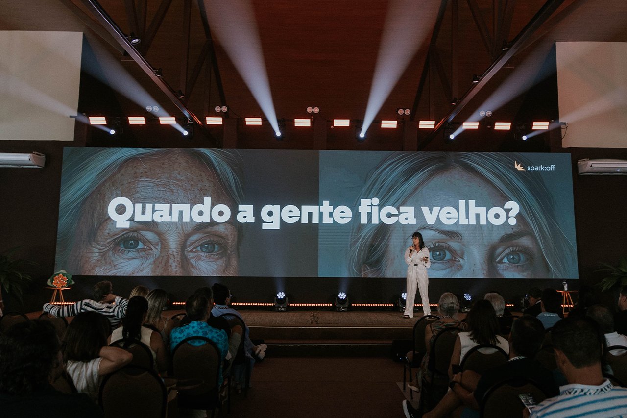 Andrea Bisker, CEO e fundadora da Spark:Off no Fórum CEO Brasil 2025