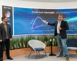 Eli Rodrigues e Evandro Armelin, da NTT DATA