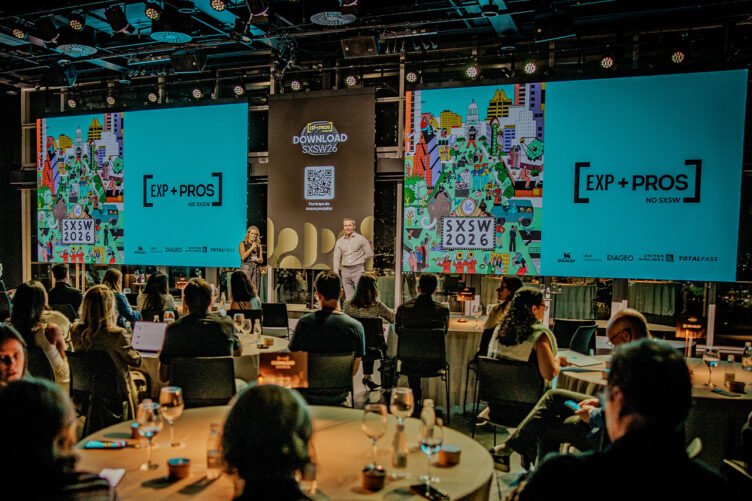 Dani Graicar e Ricardo Natale no palco do Download SXSW 2026