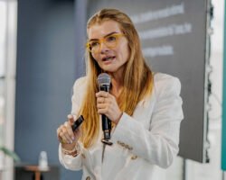 Erika Linhares, Fundadora da B-Have