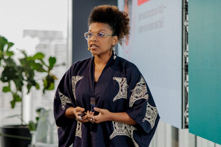 Luana Ozemela, CSO do iFood