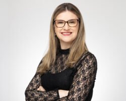 Alline Cezarani, CEO da Rede Santa Catarina